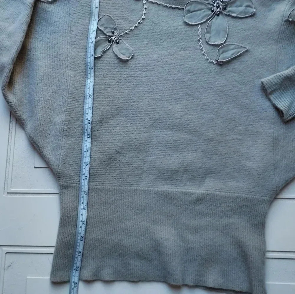 C.prer-a-porte Paris Sweater Size 8 - Picture 5 of 10